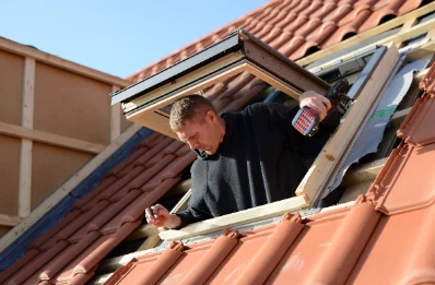 Pose de fenêtres de toit Velux à Guerstling